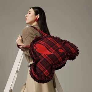 BNWT POP MART SKULLPANDA Tell Me What You Want Series Shoulder Bag